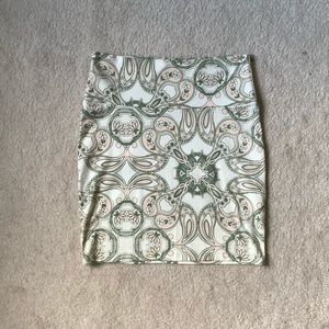 3 for $10!! Cute and comfy skirt! 🌼🌸🌿